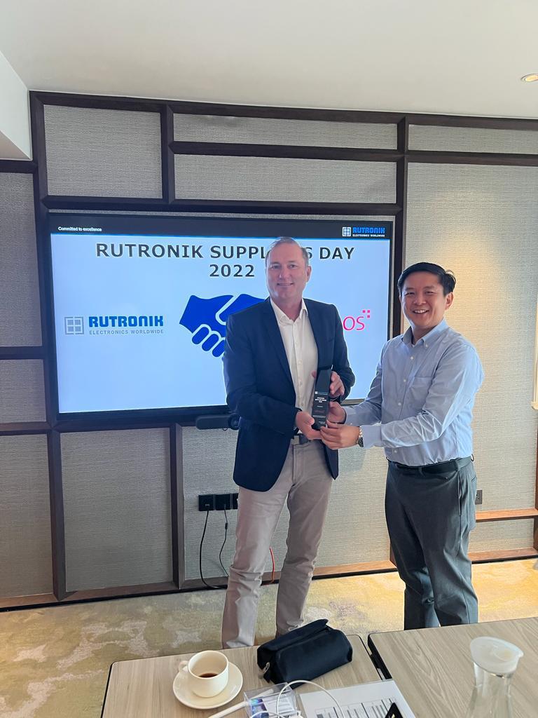 Elmos awarded at the Suppliers Day in Singapore