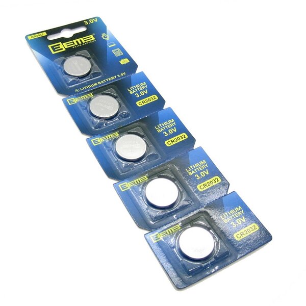CR2032 blister pack