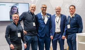 Teaserpicture Rutronik new franchise Nanopower Semiconductor Teaser picture feauturing executives of Rutronik and Nanopower Semiconductor to celebrate new signed franchise agreement.