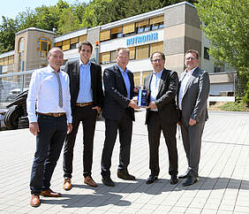 Rutronik receives „European Semiconductor Distributor of the Year“ award from Vishay