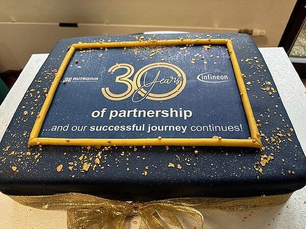 30 Jahre Partnerschaft zwischen Infineon und Rutronik