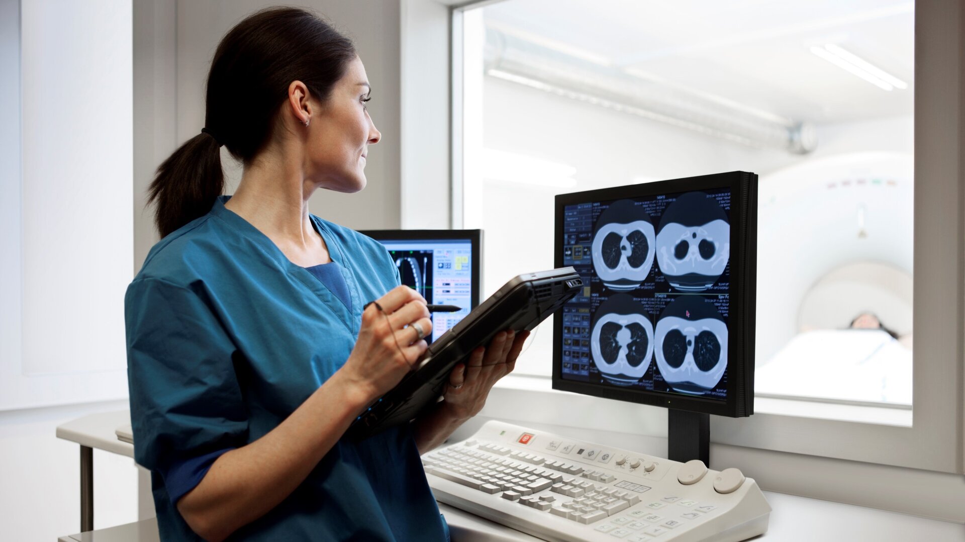 Edge-based diagnostics and patient monitoring
